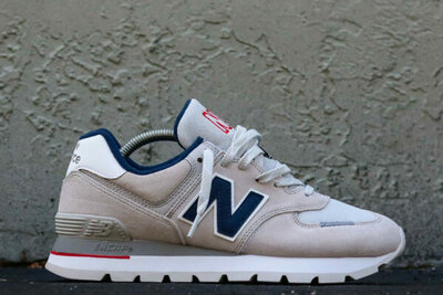 New-Balance-574-Rugged-grise-et-bleu-marine-2-600x400.jpg